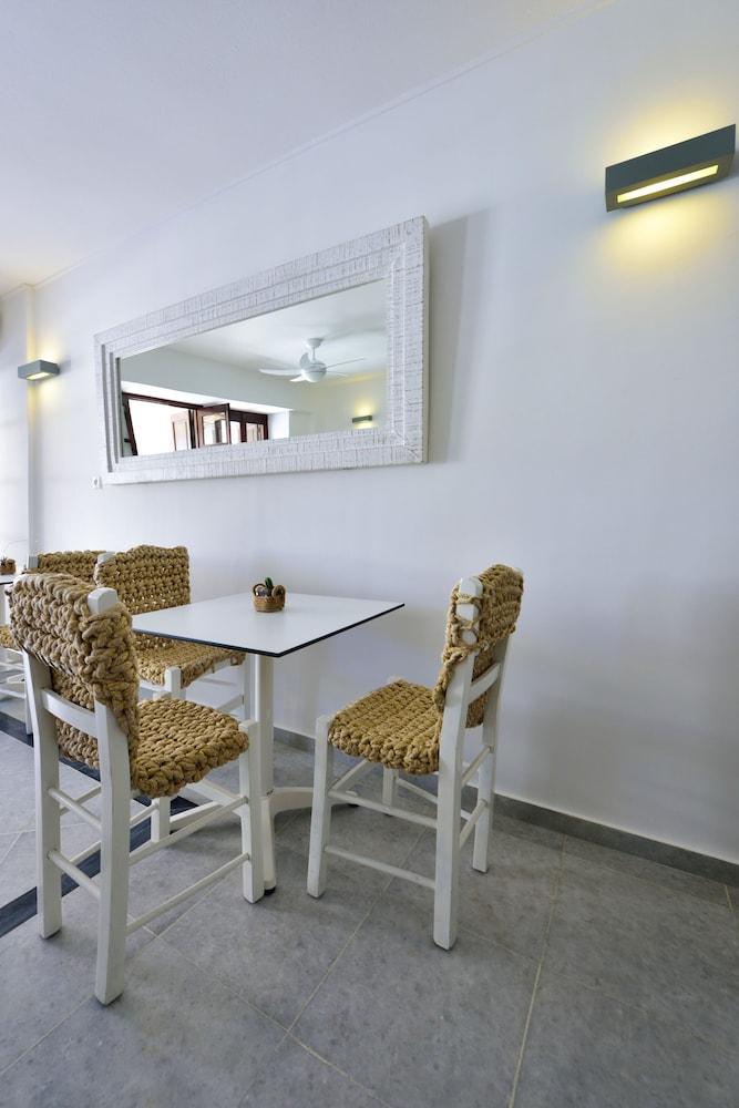 Kalidon Beach Hotel Kokkari Exterior foto